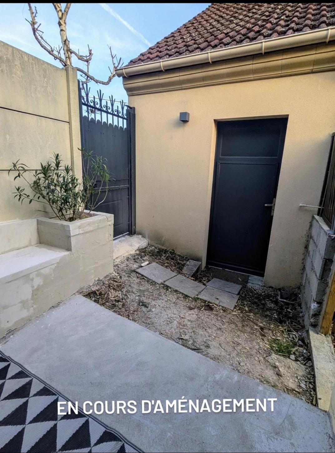 Maisonnette En Duplex Avec Terrasse Breux-Jouy Екстериор снимка